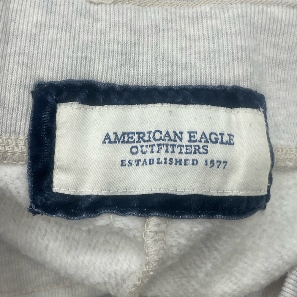 American Eagle grey capri sweatpants with pink logo size Small - Picture 5 of 7
